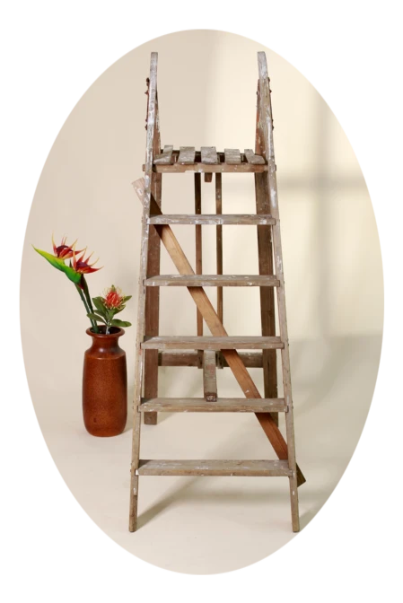 Houten decoratie trappen verhuur Houten decoratie trappen verhuur